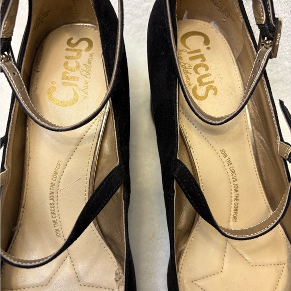 Black faux suede strappy Block heels by Sam Edelman for Circus, size 9 - Picture 5 of 8